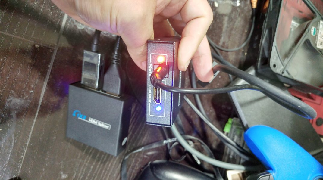 爛的1 to 2 HDMI Splitter