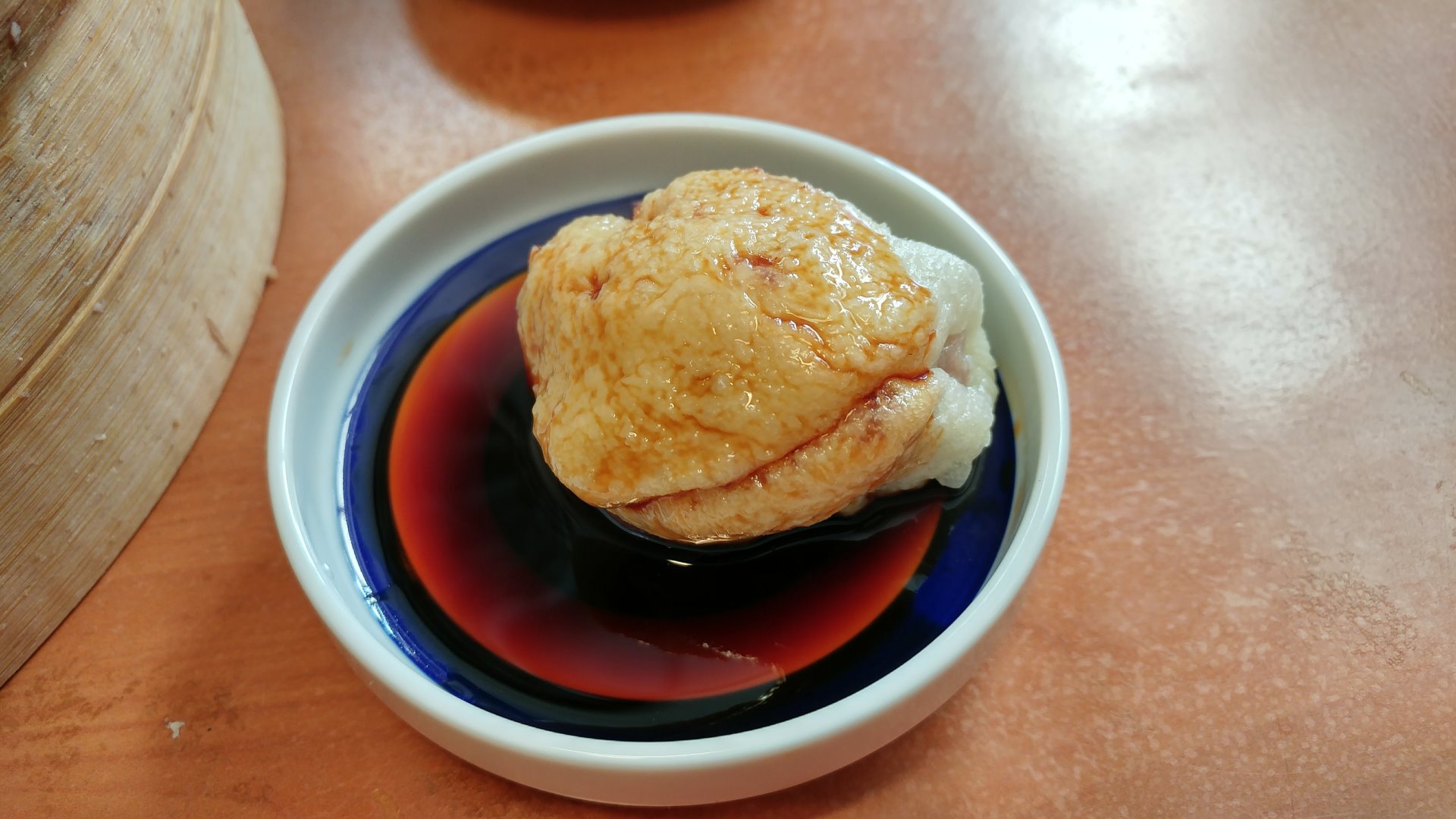 配著崔家豬肉蒸包 しぼりたて生醤油　御用蔵生