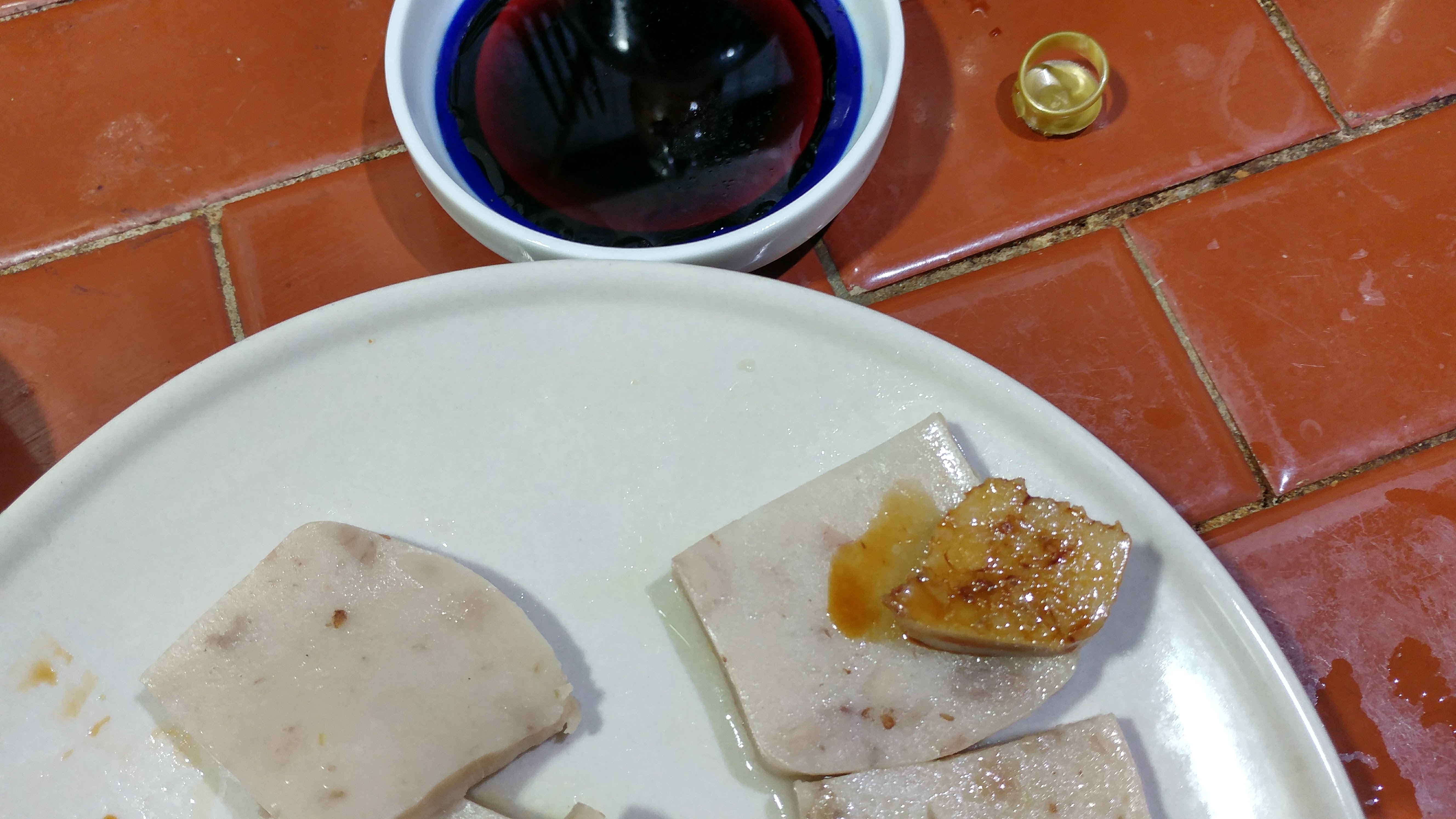 台灣統萬龜甲萬 御釀醬油 配義美芋頭粿