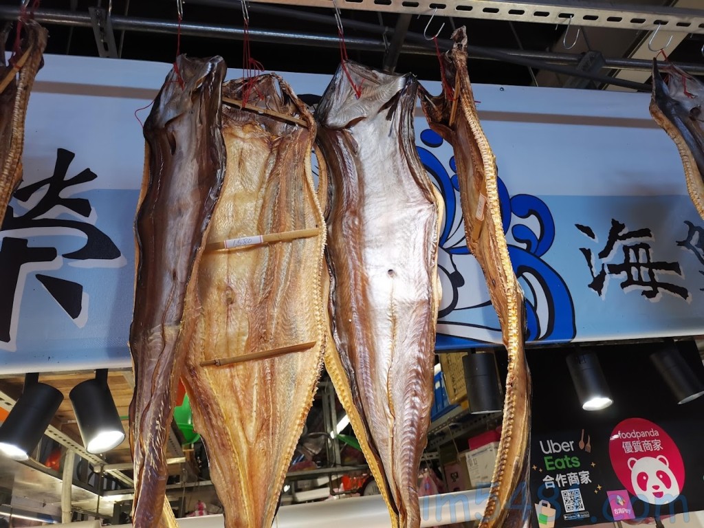 南門市場-鰻魚干