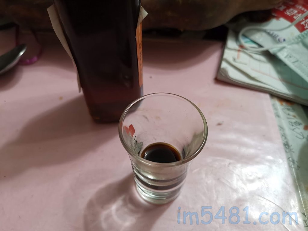 過年在老家品鼎新甘醇醬油