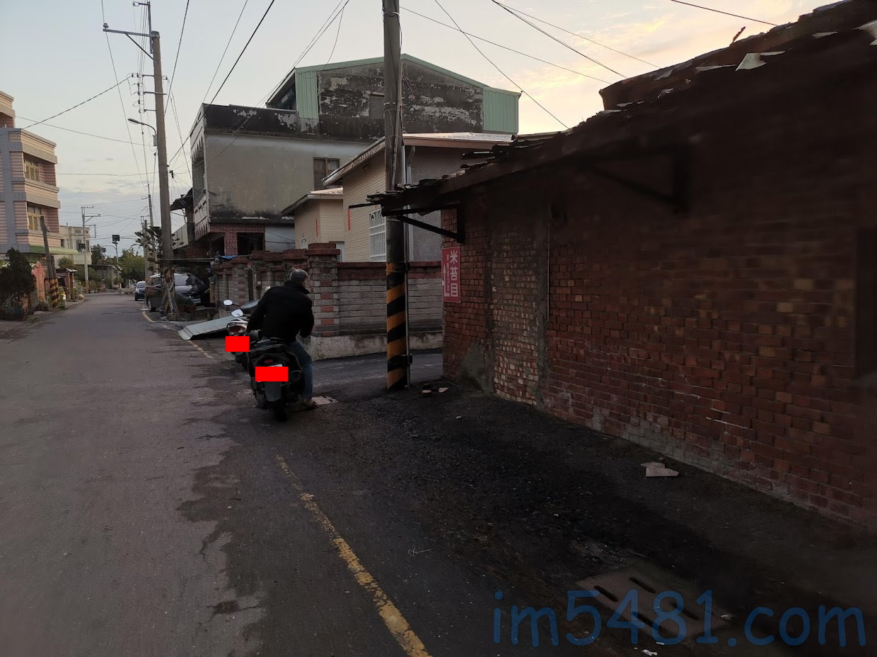 2022-02-04-早上6點52分-過溝米苔目-的巷口前