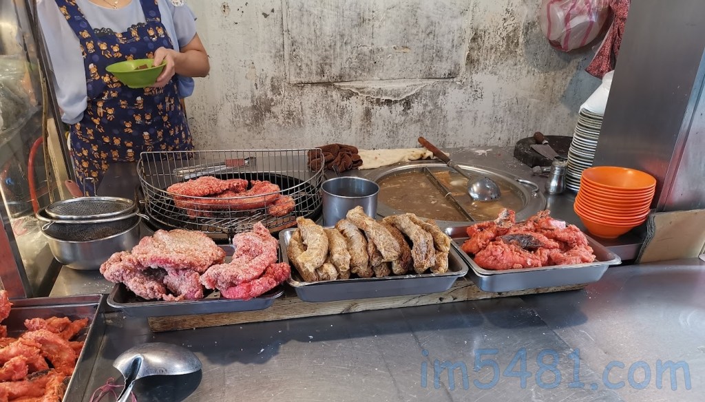 金山賣紅燒肉與紅燒鰻的店家